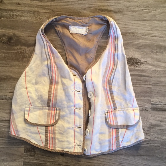 Da-Nang Cropped Vest - Picture 1 of 5